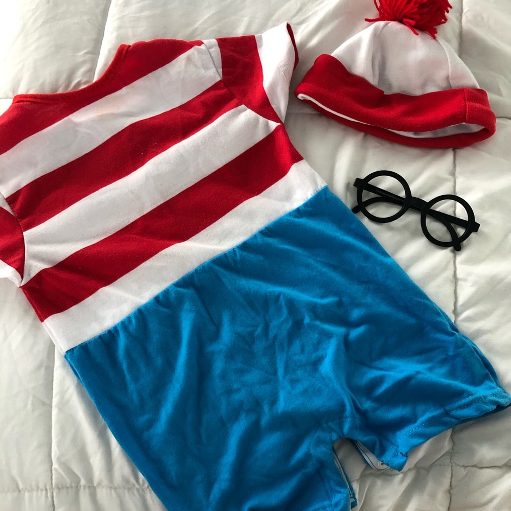 Where’s Waldo outfit